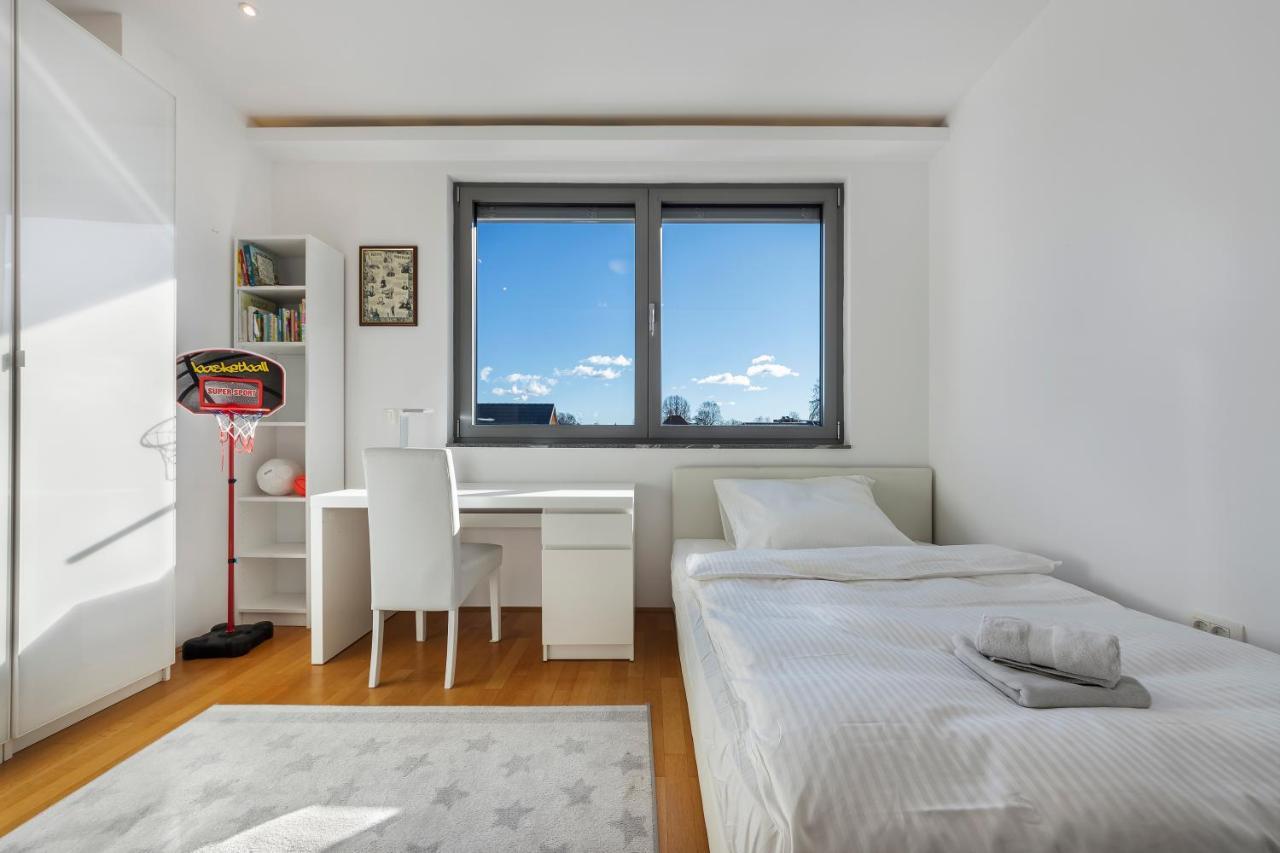 Contemporary Apartment With Rooftop Terrace In Maribor Luaran gambar