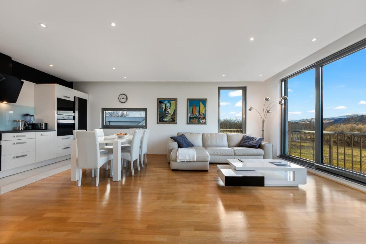 Contemporary Apartment With Rooftop Terrace In Maribor Luaran gambar