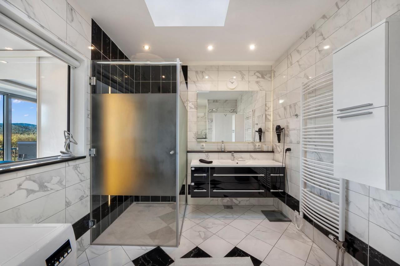Contemporary Apartment With Rooftop Terrace In Maribor Luaran gambar