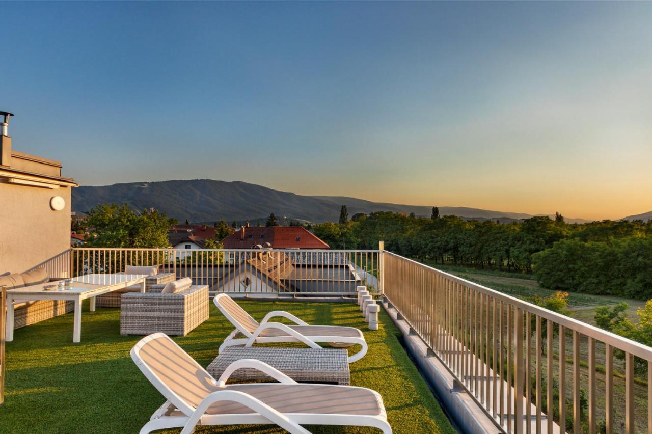 Contemporary Apartment With Rooftop Terrace In Maribor Luaran gambar